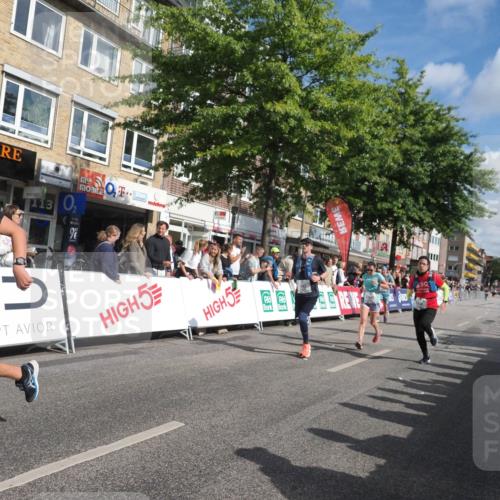 15.09.2024 - PSD Bank Halbmarathon Miley Keyser http://msf.ph/oto/7087619 15.09.2024 11:55:17 Ziel 1404, 1540, 1617, 1682, 1777, 1780, 1894, 2671, 3524 meine-sportfotos.de