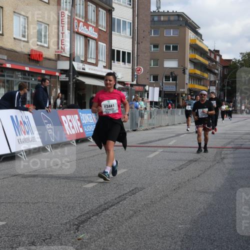 15.09.2024 - PSD Bank Halbmarathon Michael Strokosch http://msf.ph/oto/7087634 15.09.2024 12:37:33 Ziel 2381, 2398, 2432, 3441, 3481 meine-sportfotos.de
