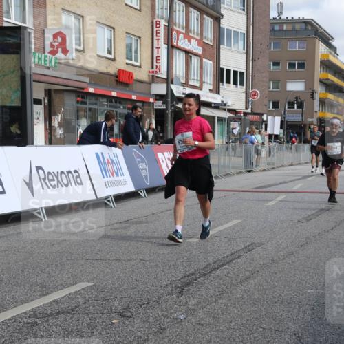 15.09.2024 - PSD Bank Halbmarathon Michael Strokosch http://msf.ph/oto/7087642 15.09.2024 12:37:33 Ziel 2381, 2398, 2432, 3441, 3481 meine-sportfotos.de