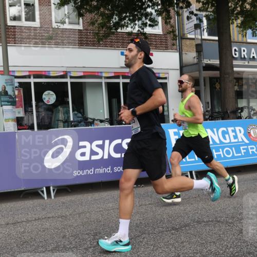 15.09.2024 - PSD Bank Halbmarathon Michael Strokosch http://msf.ph/oto/7087659 15.09.2024 11:28:19 Ziel 917, 926, 1019, 1042, 1048, 1080, 1082, 2605 meine-sportfotos.de