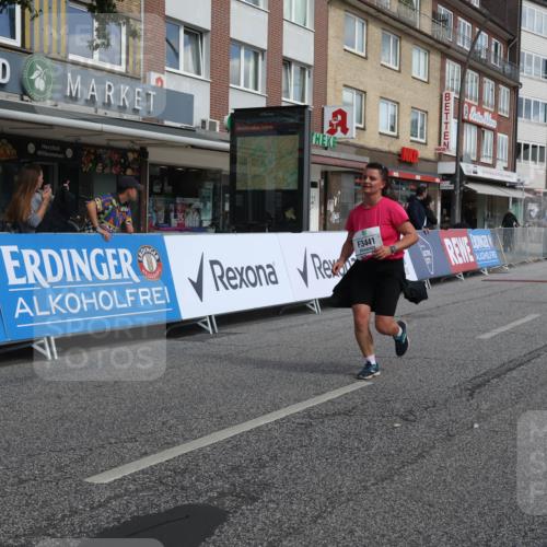 15.09.2024 - PSD Bank Halbmarathon Michael Strokosch http://msf.ph/oto/7087662 15.09.2024 12:37:34 Ziel 2381, 2398, 2432, 3441, 3481 meine-sportfotos.de