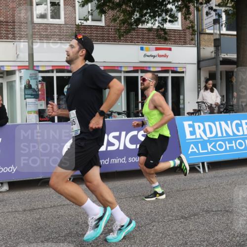 15.09.2024 - PSD Bank Halbmarathon Michael Strokosch http://msf.ph/oto/7087664 15.09.2024 11:28:19 Ziel 917, 926, 1019, 1042, 1048, 1080, 1082, 2605 meine-sportfotos.de