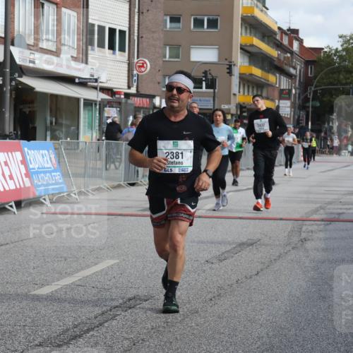 15.09.2024 - PSD Bank Halbmarathon Michael Strokosch http://msf.ph/oto/7087674 15.09.2024 12:37:36 Ziel 1816, 2381, 2398, 2432, 3380, 3441, 3481 meine-sportfotos.de