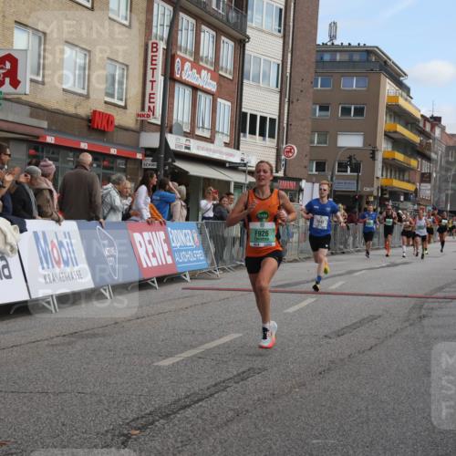 15.09.2024 - PSD Bank Halbmarathon Michael Strokosch http://msf.ph/oto/7087680 15.09.2024 11:28:21 Ziel 431, 585, 917, 926, 1019, 1042, 1048, 1080, 1082, 2605, 3510 meine-sportfotos.de