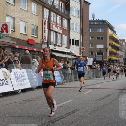 15.09.2024 - PSD Bank Halbmarathon Michael Strokosch http://msf.ph/oto/7087692 15.09.2024 11:28:22 Ziel 425, 431, 585, 889, 893, 917, 926, 1019, 1042, 1048, 1080, 1082, 2605, 3510 meine-sportfotos.de