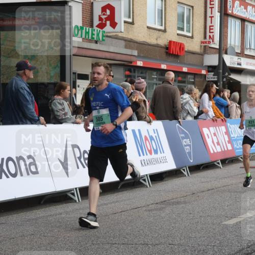 15.09.2024 - PSD Bank Halbmarathon Michael Strokosch http://msf.ph/oto/7087749 15.09.2024 11:28:27 Ziel 425, 431, 585, 889, 893, 905, 917, 926, 929, 1019, 1042, 1048, 1063, 2605, 3510 meine-sportfotos.de