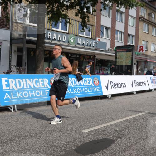 15.09.2024 - PSD Bank Halbmarathon Michael Strokosch http://msf.ph/oto/7087756 15.09.2024 12:37:43 Ziel 1816, 2381, 2398, 2432, 3380, 3417, 3441, 3481 meine-sportfotos.de