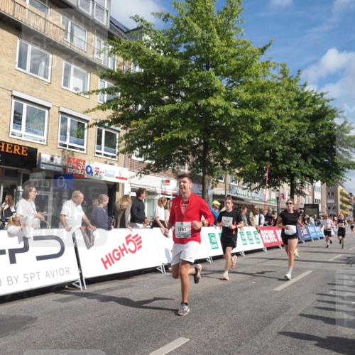 15.09.2024 - PSD Bank Halbmarathon Miley Keyser http://msf.ph/oto/7087781 15.09.2024 11:55:48 Ziel 705, 1248, 1517, 1660, 1891, 2172, 2181, 2217, 2716, 2853, 3001, 3150 meine-sportfotos.de