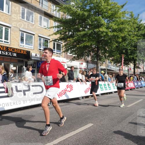 15.09.2024 - PSD Bank Halbmarathon Miley Keyser http://msf.ph/oto/7087790 15.09.2024 11:55:48 Ziel 705, 1248, 1517, 1660, 1891, 2172, 2181, 2217, 2716, 2853, 3001, 3150 meine-sportfotos.de