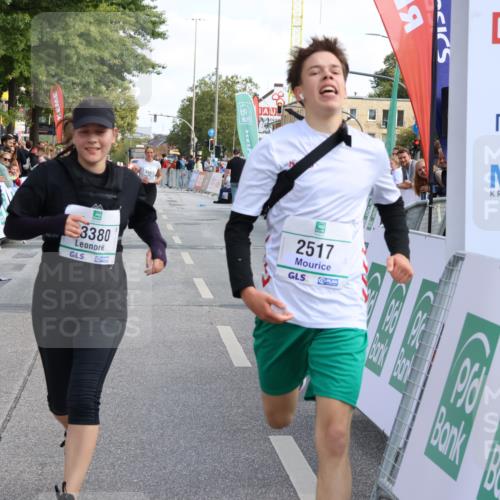 15.09.2024 - PSD Bank Halbmarathon Strokosch-Dieckow http://msf.ph/oto/7087807 15.09.2024 12:38:07 Ziel 1816, 2381, 2398, 2432, 2517, 3380, 3415, 3441, 3481 meine-sportfotos.de