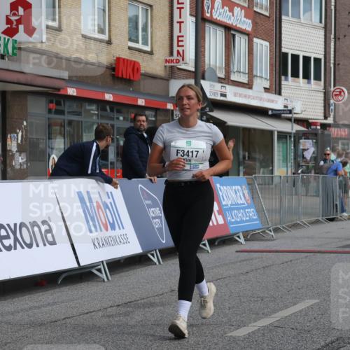 15.09.2024 - PSD Bank Halbmarathon Michael Strokosch http://msf.ph/oto/7087810 15.09.2024 12:37:51 Ziel 1816, 2398, 2517, 3380, 3415, 3417 meine-sportfotos.de