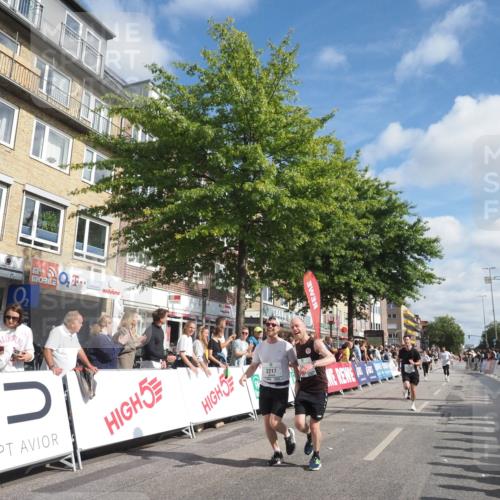 15.09.2024 - PSD Bank Halbmarathon Miley Keyser http://msf.ph/oto/7087823 15.09.2024 11:55:52 Ziel 705, 1061, 1248, 1605, 1660, 1891, 2172, 2181, 2217, 2716, 2853, 3001, 3150 meine-sportfotos.de