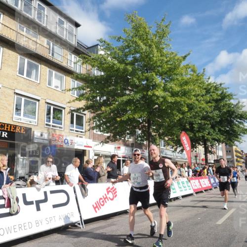 15.09.2024 - PSD Bank Halbmarathon Miley Keyser http://msf.ph/oto/7087832 15.09.2024 11:55:53 Ziel 705, 1061, 1248, 1605, 1660, 1891, 2172, 2181, 2217, 2716, 2853, 3001, 3150 meine-sportfotos.de