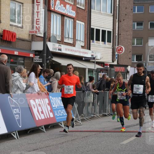 15.09.2024 - PSD Bank Halbmarathon Michael Strokosch http://msf.ph/oto/7087883 15.09.2024 11:28:38 Ziel 425, 431, 585, 830, 889, 893, 905, 915, 929, 1063, 1065, 1126, 1487, 2603, 3510 meine-sportfotos.de