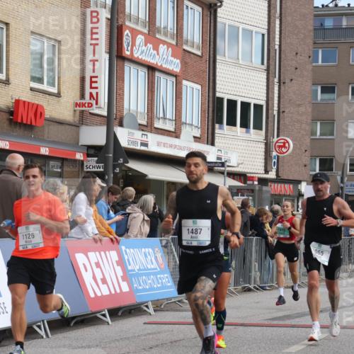 15.09.2024 - PSD Bank Halbmarathon Michael Strokosch http://msf.ph/oto/7087896 15.09.2024 11:28:39 Ziel 425, 431, 585, 830, 889, 893, 905, 915, 929, 1063, 1065, 1103, 1126, 1487, 2603, 3510 meine-sportfotos.de