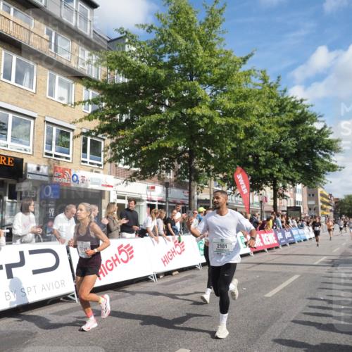 15.09.2024 - PSD Bank Halbmarathon Miley Keyser http://msf.ph/oto/7087903 15.09.2024 11:55:59 Ziel 1061, 1248, 1586, 1605, 1660, 1679, 1946, 2145, 2172, 2181, 2217, 2716, 2853, 3150 meine-sportfotos.de