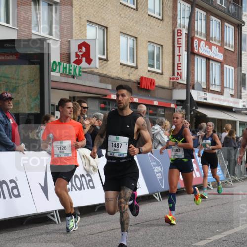 15.09.2024 - PSD Bank Halbmarathon Michael Strokosch http://msf.ph/oto/7087910 15.09.2024 11:28:40 Ziel 425, 431, 585, 830, 889, 893, 905, 915, 929, 1063, 1065, 1103, 1126, 1487, 2603, 3510 meine-sportfotos.de