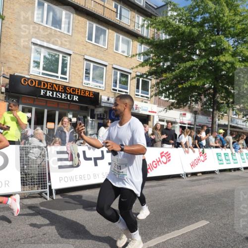 15.09.2024 - PSD Bank Halbmarathon Miley Keyser http://msf.ph/oto/7087919 15.09.2024 11:56:00 Ziel 1061, 1586, 1605, 1660, 1679, 1946, 2145, 2181, 2217, 2716, 2853, 3150 meine-sportfotos.de