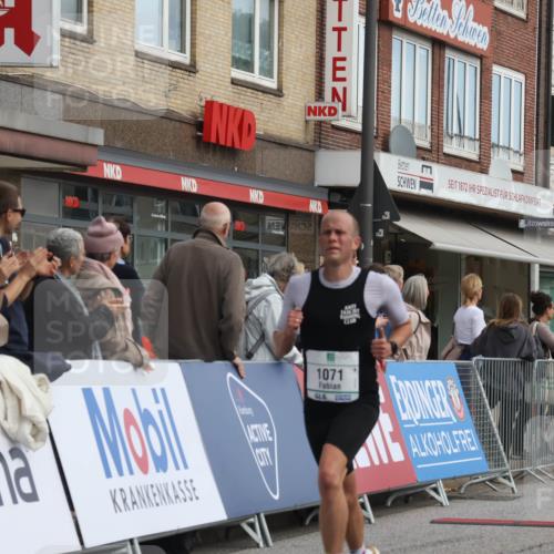 15.09.2024 - PSD Bank Halbmarathon Michael Strokosch http://msf.ph/oto/7088069 15.09.2024 11:28:57 Ziel 443, 707, 708, 733, 736, 1071, 1079, 1095, 1103, 1112, 2620 meine-sportfotos.de
