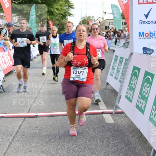 15.09.2024 - PSD Bank Halbmarathon Strokosch-Dieckow http://msf.ph/oto/7088080 15.09.2024 12:28:36 Ziel 2392, 2439, 2441, 3017, 3073, 3121, 3225, 3274, 3327 meine-sportfotos.de
