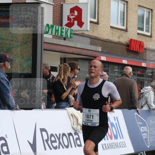 15.09.2024 - PSD Bank Halbmarathon Michael Strokosch http://msf.ph/oto/7088082 15.09.2024 11:28:58 Ziel 443, 707, 708, 733, 736, 1071, 1079, 1095, 1103, 1112, 2620 meine-sportfotos.de