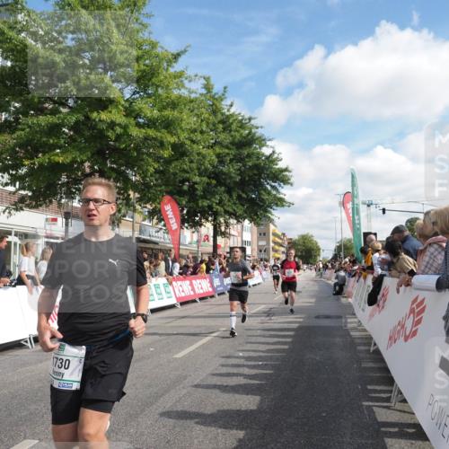 15.09.2024 - PSD Bank Halbmarathon Miley Keyser http://msf.ph/oto/7088091 15.09.2024 11:56:23 Ziel 769, 1445, 1502, 1700, 1706, 1707, 1714, 1730, 1974, 2035, 2084, 2171, 2822, 2900 meine-sportfotos.de