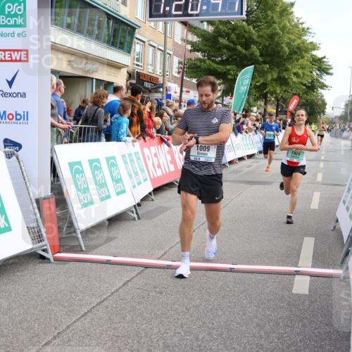 15.09.2024 - PSD Bank Halbmarathon Strokosch-Dieckow http://msf.ph/oto/7088093 15.09.2024 11:21:38 Ziel 428, 579, 864, 873, 878, 1009, 2471 meine-sportfotos.de