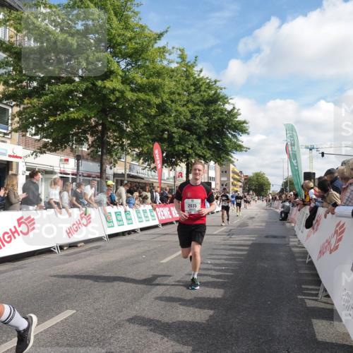 15.09.2024 - PSD Bank Halbmarathon Miley Keyser http://msf.ph/oto/7088106 15.09.2024 11:56:25 Ziel 769, 1445, 1502, 1700, 1706, 1707, 1714, 1730, 1974, 2035, 2084, 2171, 2822, 2900 meine-sportfotos.de