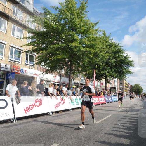15.09.2024 - PSD Bank Halbmarathon Miley Keyser http://msf.ph/oto/7088131 15.09.2024 11:56:28 Ziel 1445, 1502, 1690, 1700, 1706, 1707, 1714, 1730, 1973, 1974, 2035, 2084, 2171, 2822, 2900 meine-sportfotos.de