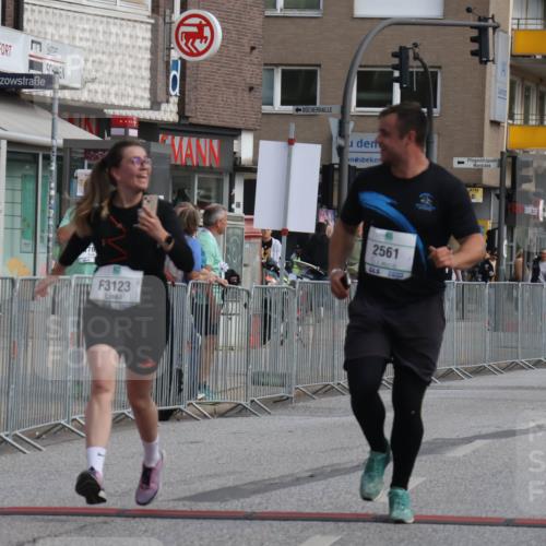 15.09.2024 - PSD Bank Halbmarathon Michael Strokosch http://msf.ph/oto/7088145 15.09.2024 12:38:40 Ziel 2285, 3123, 3381 meine-sportfotos.de