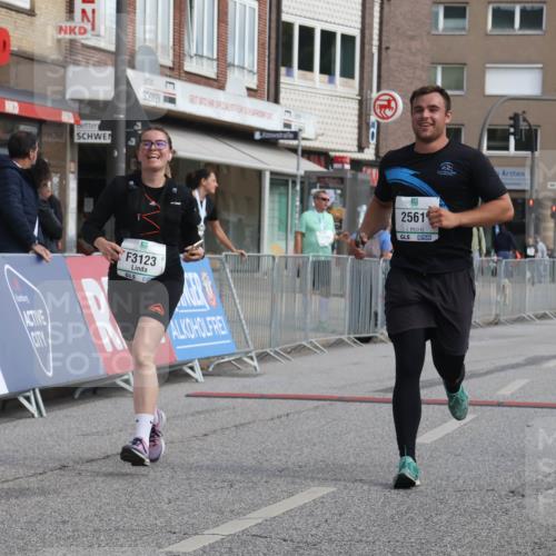 15.09.2024 - PSD Bank Halbmarathon Michael Strokosch http://msf.ph/oto/7088186 15.09.2024 12:38:41 Ziel 2285, 3123, 3381 meine-sportfotos.de