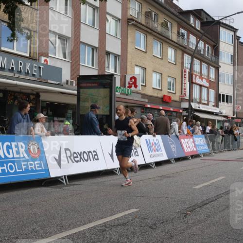 15.09.2024 - PSD Bank Halbmarathon Michael Strokosch http://msf.ph/oto/7088201 15.09.2024 11:29:08 Ziel 443, 733, 736, 1071, 1079, 1095, 1112, 1134, 2607, 2620 meine-sportfotos.de