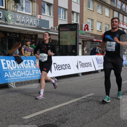 15.09.2024 - PSD Bank Halbmarathon Michael Strokosch http://msf.ph/oto/7088229 15.09.2024 12:38:44 Ziel 2285, 3123, 3332, 3333, 3381 meine-sportfotos.de