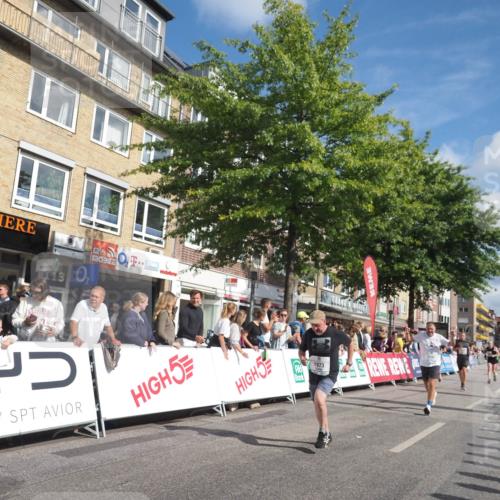 15.09.2024 - PSD Bank Halbmarathon Miley Keyser http://msf.ph/oto/7088231 15.09.2024 11:56:41 Ziel 775, 787, 1327, 1690, 1700, 1706, 1707, 1859, 1973, 2494, 2780, 2879, 2900 meine-sportfotos.de