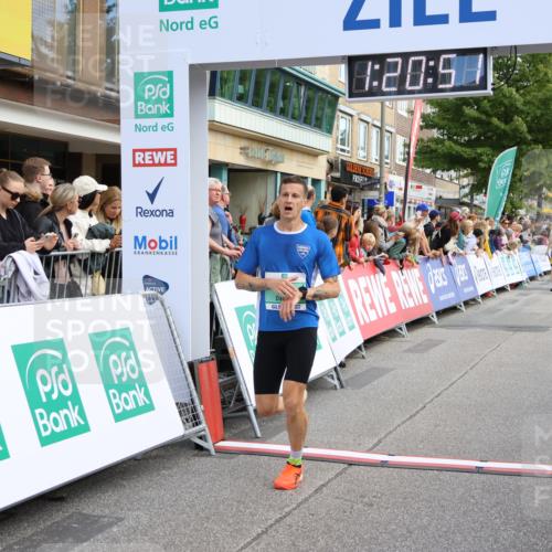 15.09.2024 - PSD Bank Halbmarathon Strokosch-Dieckow http://msf.ph/oto/7088238 15.09.2024 11:21:42 Ziel 428, 579, 864, 878, 1009, 1092, 2471 meine-sportfotos.de