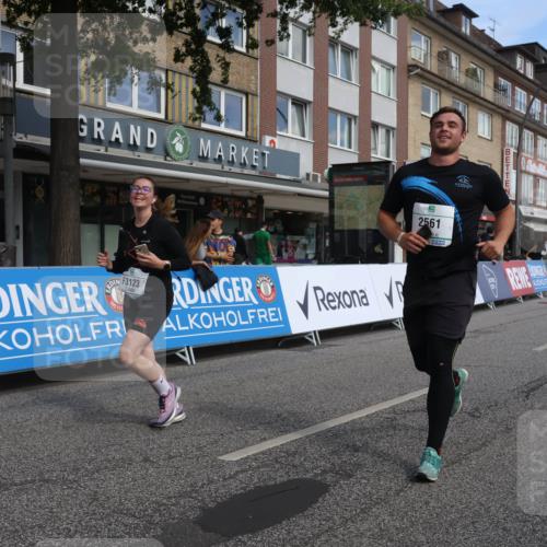 15.09.2024 - PSD Bank Halbmarathon Michael Strokosch http://msf.ph/oto/7088240 15.09.2024 12:38:44 Ziel 2285, 3123, 3332, 3333, 3381 meine-sportfotos.de