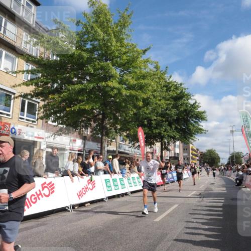 15.09.2024 - PSD Bank Halbmarathon Miley Keyser http://msf.ph/oto/7088244 15.09.2024 11:56:42 Ziel 775, 787, 1327, 1690, 1700, 1706, 1753, 1859, 1973, 2494, 2780, 2879, 2900 meine-sportfotos.de