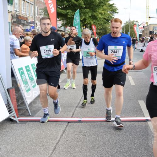 15.09.2024 - PSD Bank Halbmarathon Strokosch-Dieckow http://msf.ph/oto/7088259 15.09.2024 12:28:37 Ziel 2392, 2439, 2441, 3017, 3073, 3121, 3225, 3274, 3327 meine-sportfotos.de