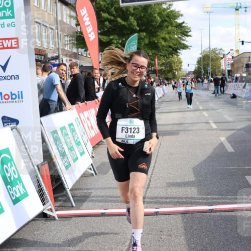 15.09.2024 - PSD Bank Halbmarathon Strokosch-Dieckow http://msf.ph/oto/7088295 15.09.2024 12:39:04 Ziel 2285, 3123, 3381 meine-sportfotos.de