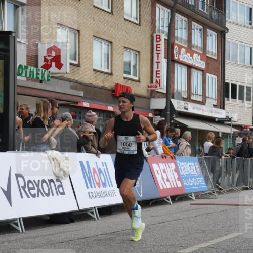 15.09.2024 - PSD Bank Halbmarathon Michael Strokosch http://msf.ph/oto/7088307 15.09.2024 11:29:20 Ziel 906, 909, 1017, 1050, 1134, 1413, 1423, 2481, 2607 meine-sportfotos.de