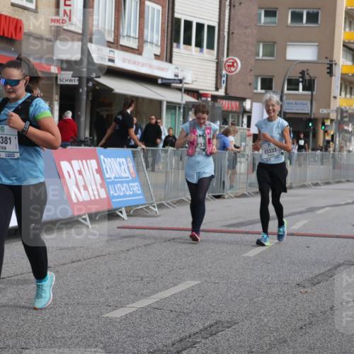 15.09.2024 - PSD Bank Halbmarathon Michael Strokosch http://msf.ph/oto/7088309 15.09.2024 12:38:51 Ziel 3123, 3332, 3333, 3381 meine-sportfotos.de