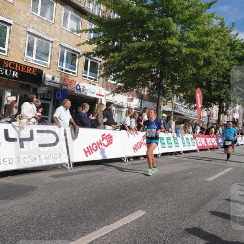 15.09.2024 - PSD Bank Halbmarathon Miley Keyser http://msf.ph/oto/7088316 15.09.2024 11:56:52 Ziel 775, 787, 1144, 1325, 1327, 1508, 1584, 1753, 1859, 2021, 2292, 2333, 2388, 2780, 2879 meine-sportfotos.de