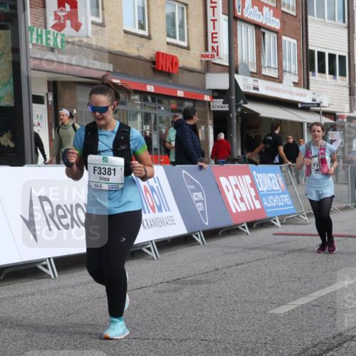 15.09.2024 - PSD Bank Halbmarathon Michael Strokosch http://msf.ph/oto/7088318 15.09.2024 12:38:51 Ziel 3123, 3332, 3333, 3381 meine-sportfotos.de