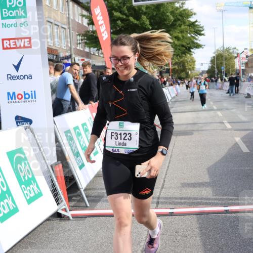 15.09.2024 - PSD Bank Halbmarathon Strokosch-Dieckow http://msf.ph/oto/7088322 15.09.2024 12:39:04 Ziel 2285, 3123, 3381 meine-sportfotos.de