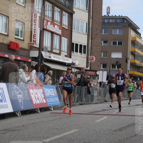 15.09.2024 - PSD Bank Halbmarathon Michael Strokosch http://msf.ph/oto/7088326 15.09.2024 11:29:21 Ziel 906, 909, 1017, 1050, 1413, 1423, 2481, 2607 meine-sportfotos.de