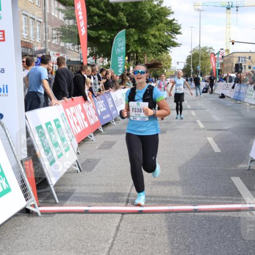 15.09.2024 - PSD Bank Halbmarathon Strokosch-Dieckow http://msf.ph/oto/7088367 15.09.2024 12:39:11 Ziel 3123, 3332, 3333, 3381 meine-sportfotos.de