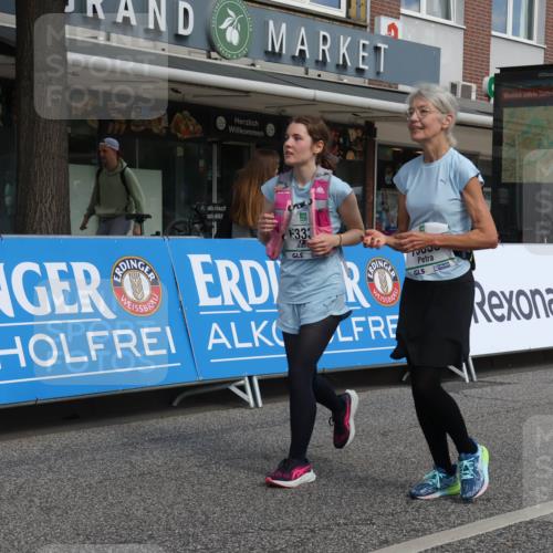 15.09.2024 - PSD Bank Halbmarathon Michael Strokosch http://msf.ph/oto/7088387 15.09.2024 12:38:55 Ziel 3332, 3333, 3381 meine-sportfotos.de