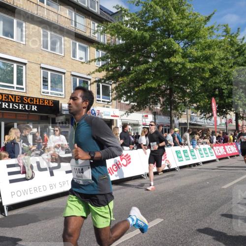 15.09.2024 - PSD Bank Halbmarathon Miley Keyser http://msf.ph/oto/7088406 15.09.2024 11:57:04 Ziel 977, 980, 1144, 1325, 1451, 1508, 1526, 1584, 1753, 1935, 2021, 2054, 2080, 2292, 2333, 2388, 2922 meine-sportfotos.de