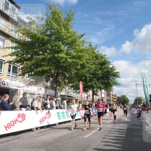 15.09.2024 - PSD Bank Halbmarathon Miley Keyser http://msf.ph/oto/7088436 15.09.2024 11:57:08 Ziel 977, 980, 1144, 1325, 1451, 1508, 1526, 1935, 2021, 2054, 2080, 2646, 2922 meine-sportfotos.de