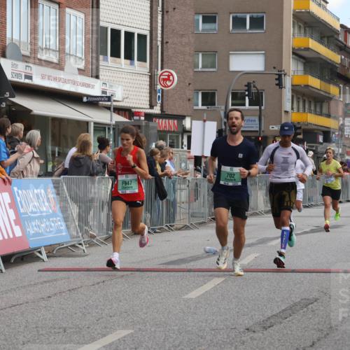15.09.2024 - PSD Bank Halbmarathon Michael Strokosch http://msf.ph/oto/7088438 15.09.2024 11:29:31 Ziel 702, 703, 906, 909, 947, 1017, 1050, 1413, 1423, 1991, 2481, 2567, 3512 meine-sportfotos.de